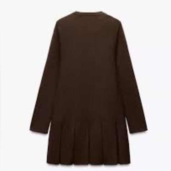Pleated Short Knit Dress - Picture 2 of 3